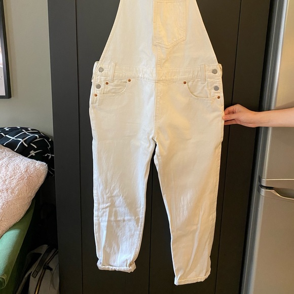 Levi’s White Denim Overalls - Picture 7 of 8